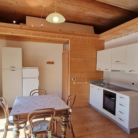 Attico In Centro: Relax&Comfort Baselga di Pine Exterior photo